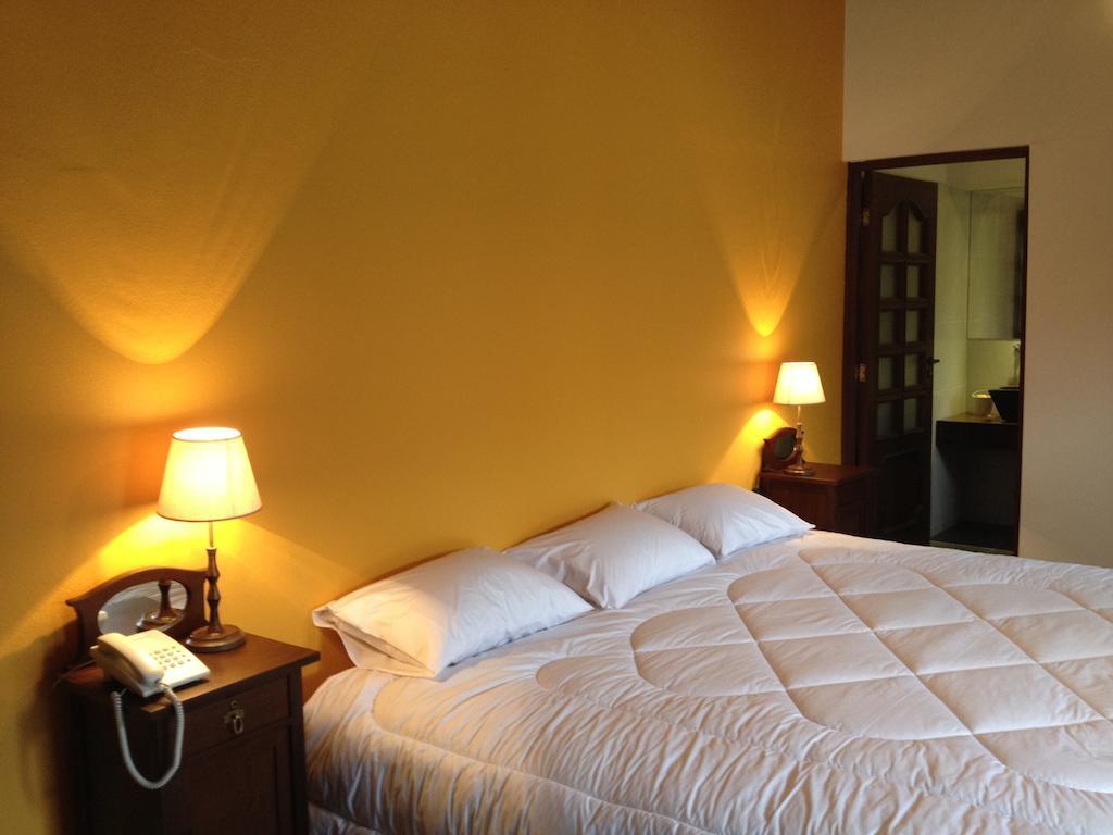La Tua Casa Hotel Boutique Cochabamba Oda fotoğraf
